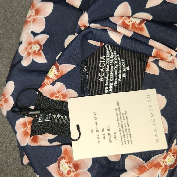 New acacia swimwear ehukai isle piped rashguard fullpiece surfsuit XL orchid nwt - Picture 13 of 16